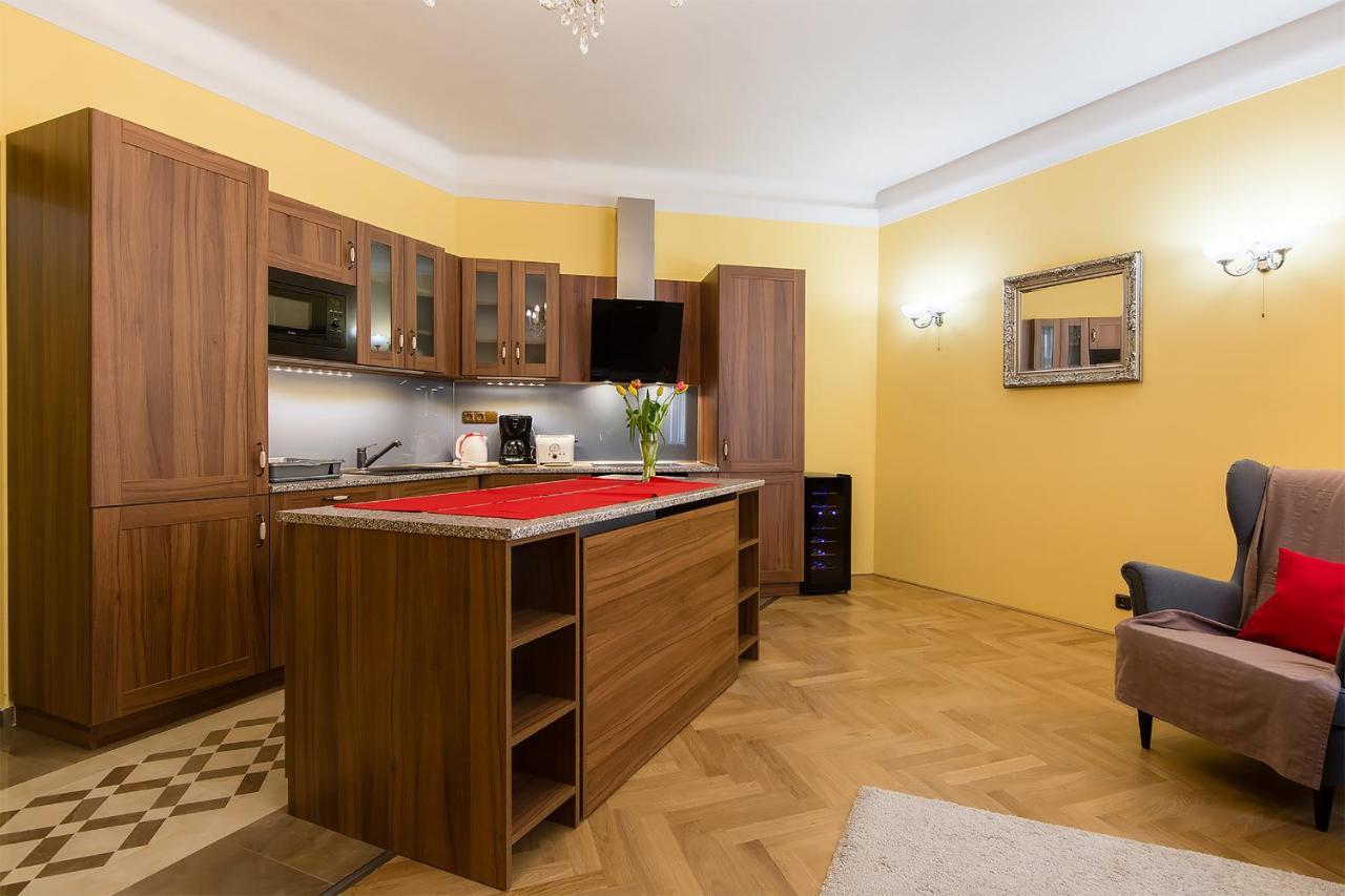 In Heart Of Prague - 2Br 2Ba Elegant Downtown Apt Exterior photo
